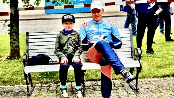 FOTOD Kaspar Mäesaar Põltsamaal hooaja autasustamisel